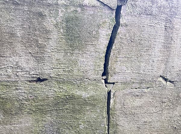 crack in concrete